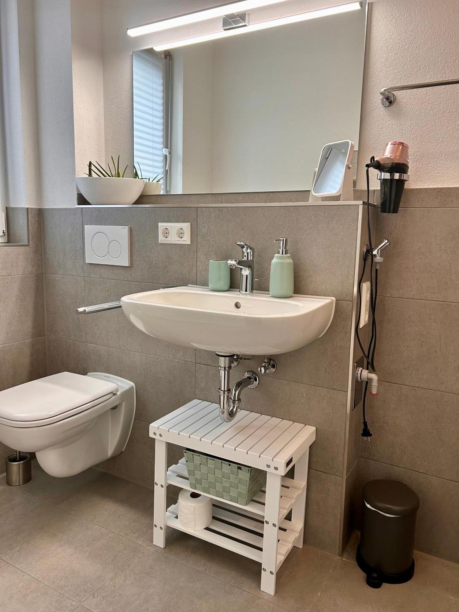 Ferienwohnung Schmiedeglueck バート・クロツィンゲン エクステリア 写真