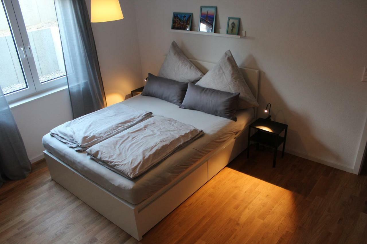 Ferienwohnung Schmiedeglueck バート・クロツィンゲン エクステリア 写真